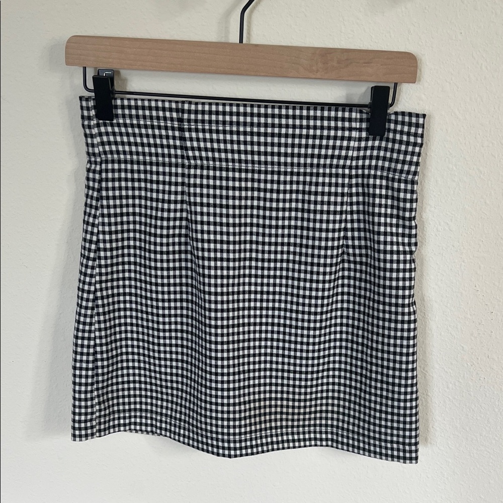 Black and White Mini Skirt